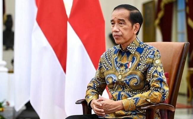 Jokowi Bakal Berikan BLT Minyak Goreng Sawit Untuk Masyarakat, April ini.