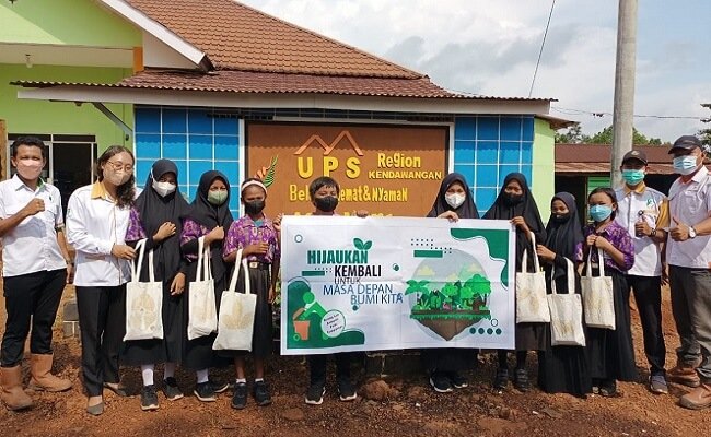 Murid SD Bumitama Kampanye Tas Belanja Ecoprint, Kurangi Penggunaan Kantong Plastik