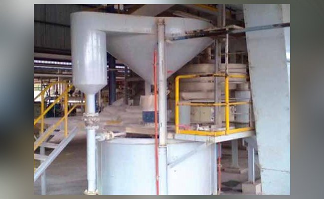 PENGARUH PENGUTIPAN BUSA TERHADAP PENGGUNAAN CALCIUM CARBONATE (CACO3) PADA UNIT CLAYBATH