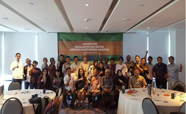 FORTASBI Bentuk Sekolah Petani Untuk Minyak Sawit Berkelanjutan