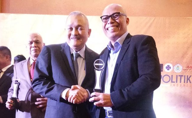 Gigih Perjuangkan Sawit, Sumarjono Raih Award Dalam Inspirasi Sriwijaya 2019