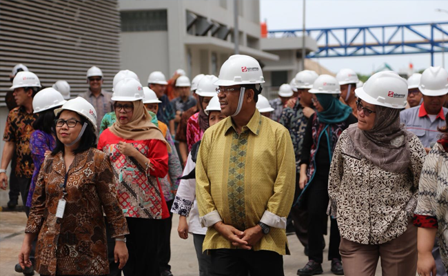 45 Diplomat Belajar Industri Sawit dan Kertas