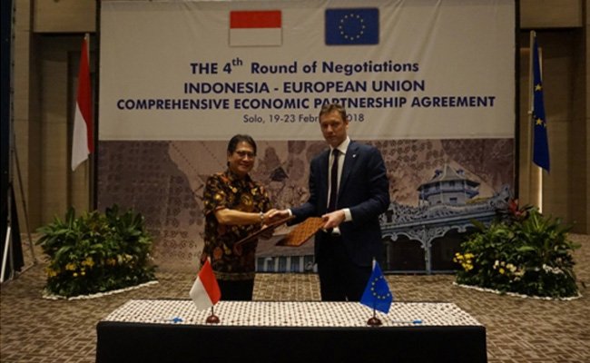 Diskriminasi Minyak Sawit Masuk Agenda Perundingan I-EU CEPA