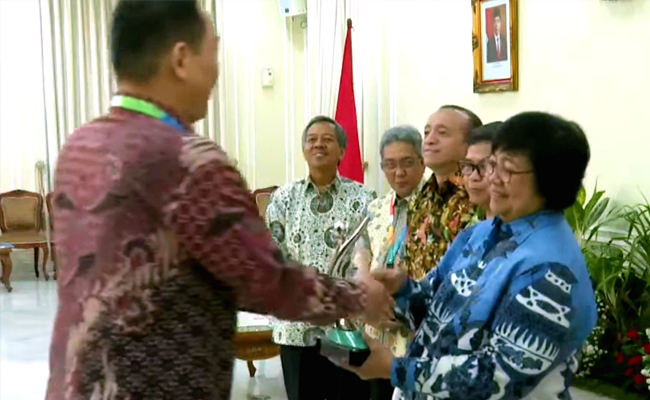 Dua Anak Usaha Sawit Grup ANJ Raih Proper Hijau di 2019