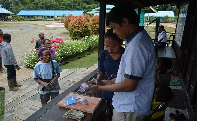 Masyarakat Sekitar Kebun Sawit ANJ, Terbantu Dengan Koperasi Simpan