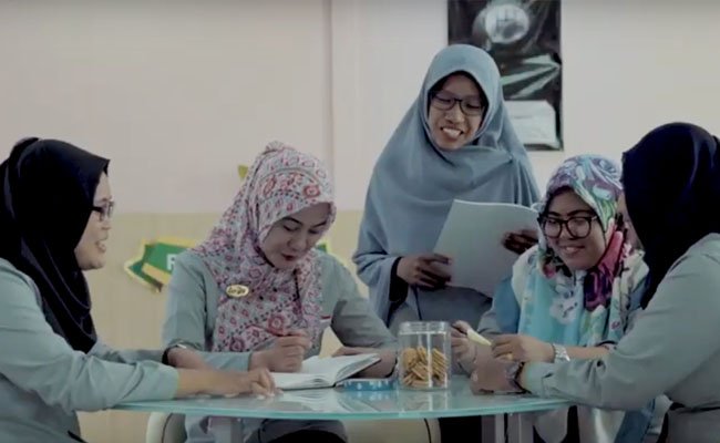 Praktik Baik Perlindungan Pekerja Perempuan Di Sektor Kelapa Sawit