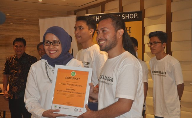3 Pemuda Dinobatkan Jadi Duta Muda Sustainability