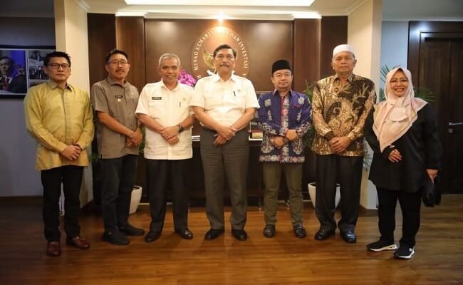 Asosiasi Kabupaten Penghasil Sawit Temui Luhut, Sejumlah Permintaan Dilontarkan