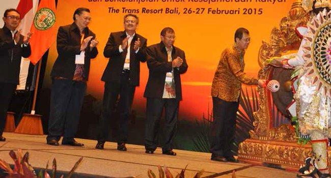 PEKERJAAN RUMAH MENANTI GAPKI