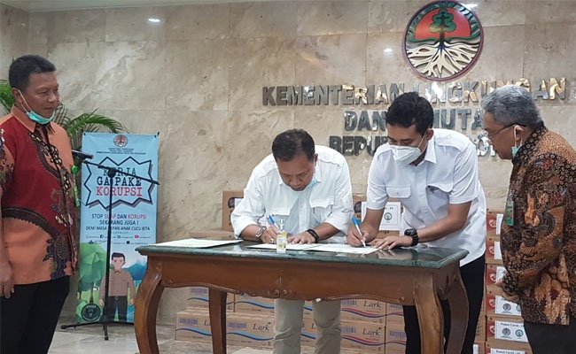 Beri Alat Kebersihan, GAPKI Dukung Pemerintah Putus Penyebaran Covid-19