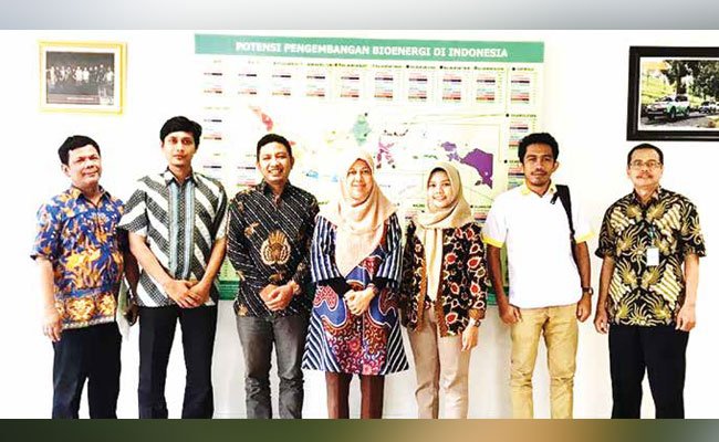PELUANG SUMBER BAHAN BAKU BIODIESEL DARI KEBUN SAWIT PETANI