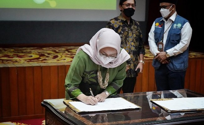 Genjot Realisasi PSR, 7 Perusahaan Sawit Anggota GAPKI Teken MoU Dengan 18 KUD