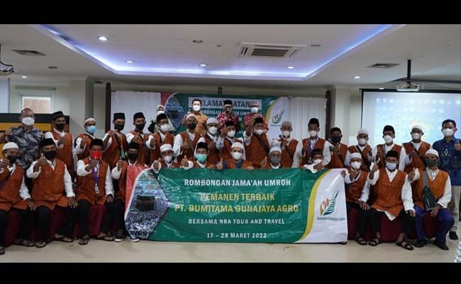 Perusahaan Sawit BGA Berangkatkan 26 Pemanen Terbaik, dan 1 Staff untuk Ibadah Umroh