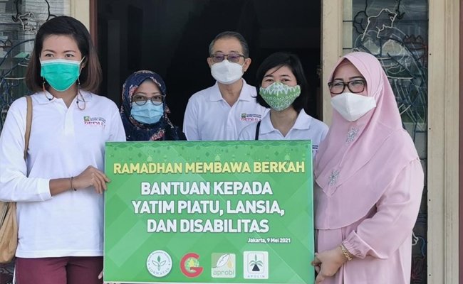 Forwatan dan Asosiasi Hilir Sawit Salurkan 250 Paket Sembako Ke 4 Yayasan
