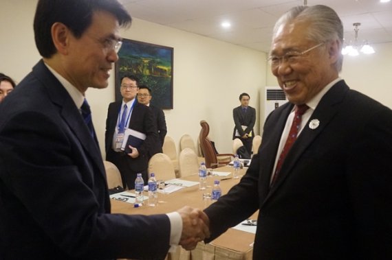 Perkuat Perdagangan, Indonesia di KTT APEC 2017 Sepakat Dengan Lima Negara
