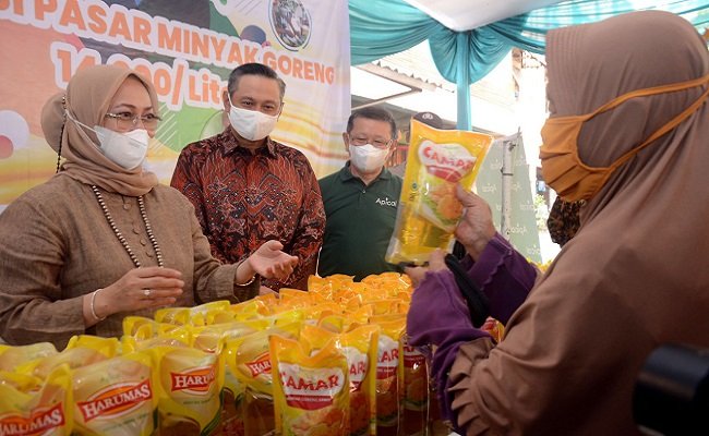 Apical Group Bersama Kemenko dan GIMNI Gelar Operasi Pasar Minyak Goreng Sawit