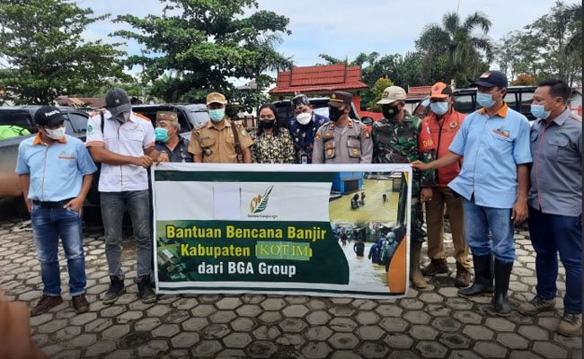 BGA Group dan Koperasi Harapan Abadi, Berikan Bantuan 9 ton Beras Untuk Korban Banjir