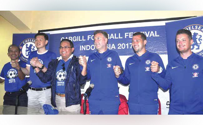 MERASAKAN LATIHAN SINGKAT DARI PELATIH CHELSEA FC FOUNDATION