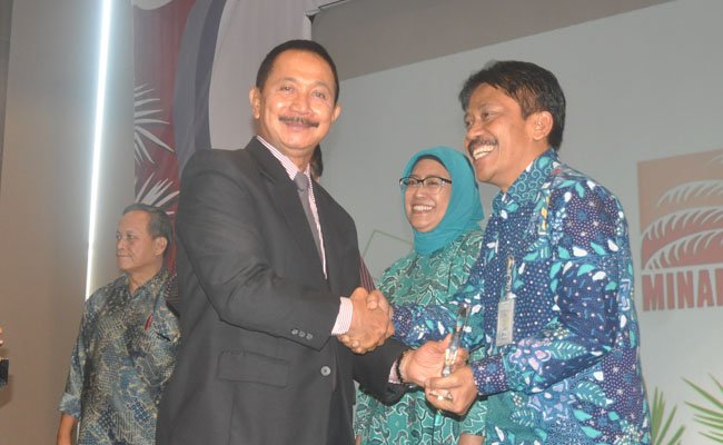 Ketua Keluarga Alumni Instiper: Bersama Hadapi Tantangan Sawit Kedepan