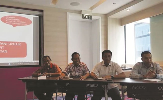 Sekolah Petani Minyak Sawit Berkelanjutan, Buka Akses Pasar