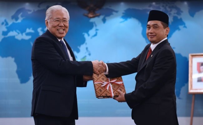 Salah Tugas Mendag Agus Suparmanto Perbaiki Neraca Perdagangan