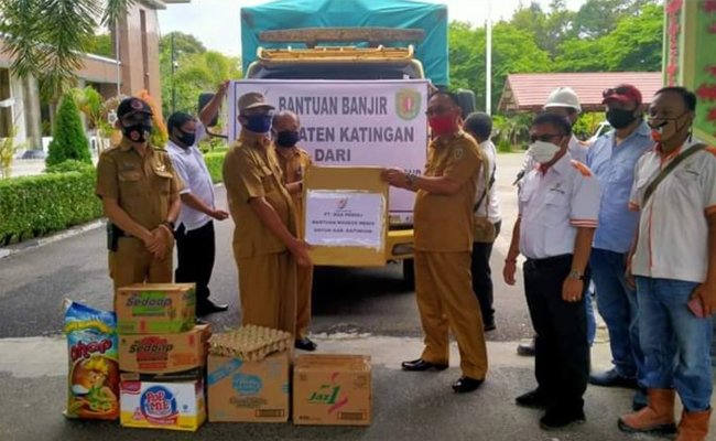 Perusahaan Sawit, BGA Group Bantu Korban Banjir di Kalteng dan Kalbar