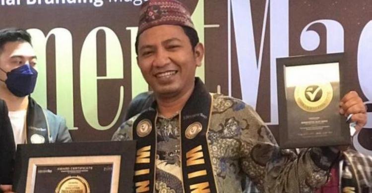 Mansuetus Darto, Pejuang Petani Sawit Raih Penghargaan Leadership Award 2021